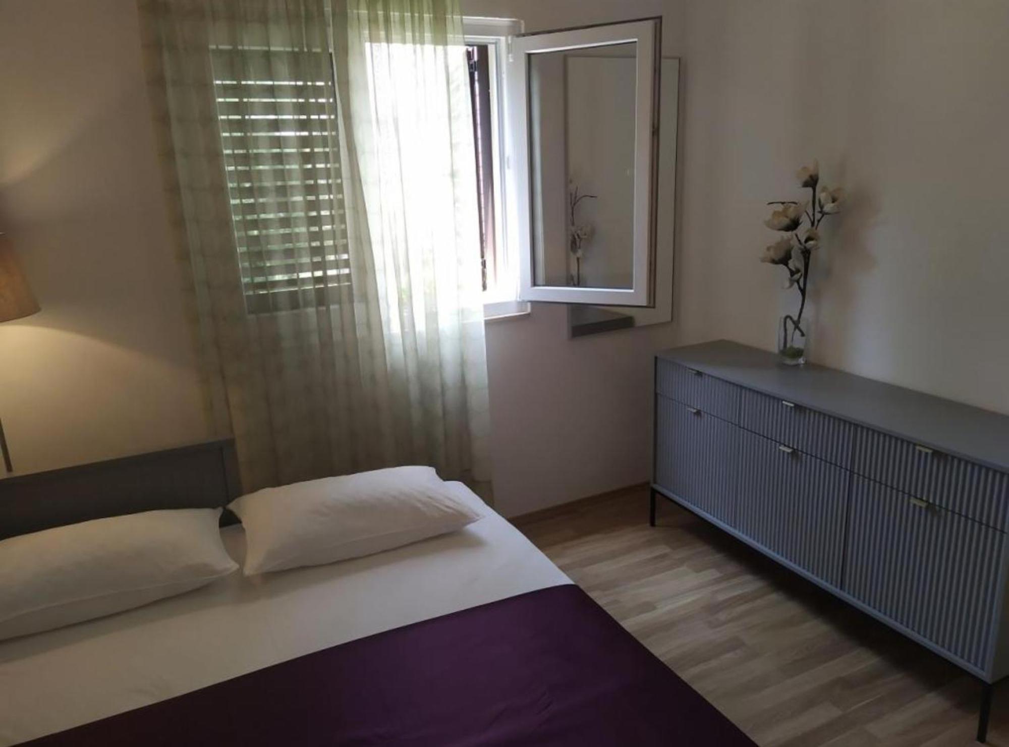 Apartments Roscic Подгора Екстер'єр фото