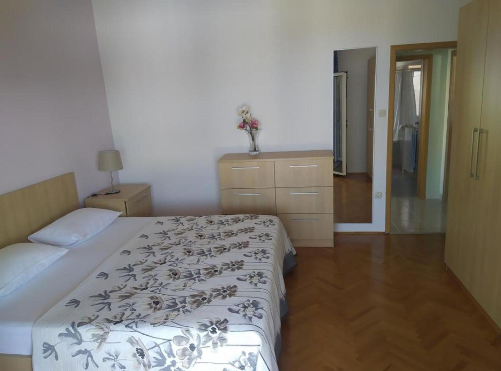Apartments Roscic Подгора Екстер'єр фото